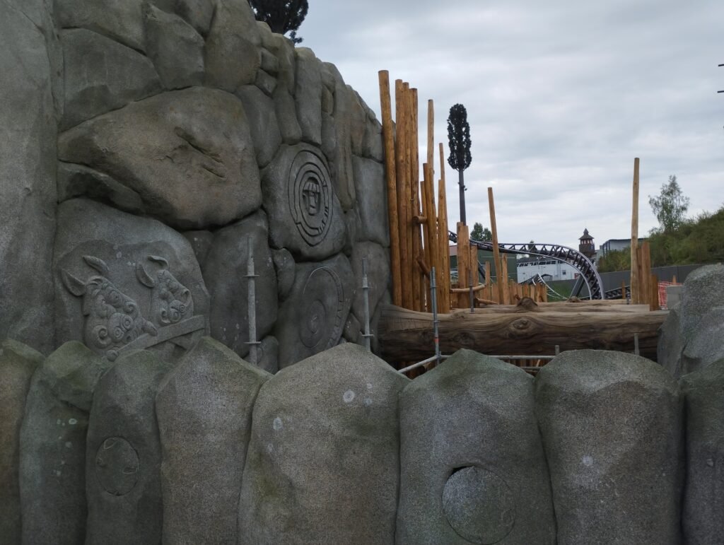 Parc Astérix — Nouveaux rochers