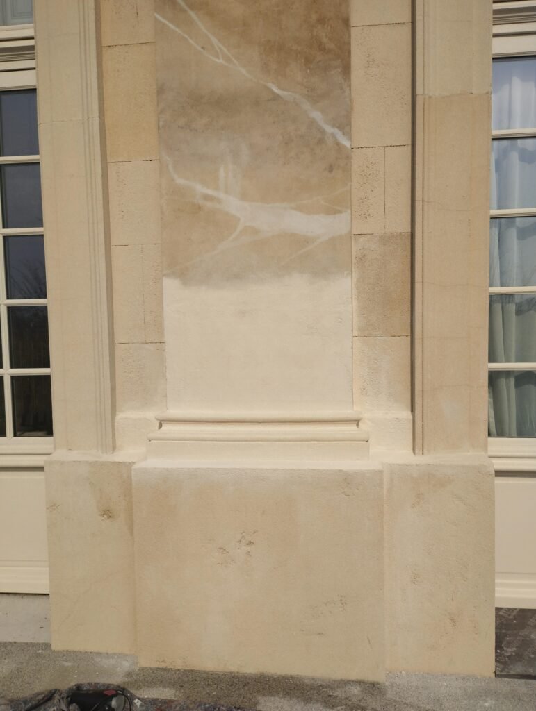 Hôtel Le Grand Siècle — Puy du Fou — Faux marbre, photo 13