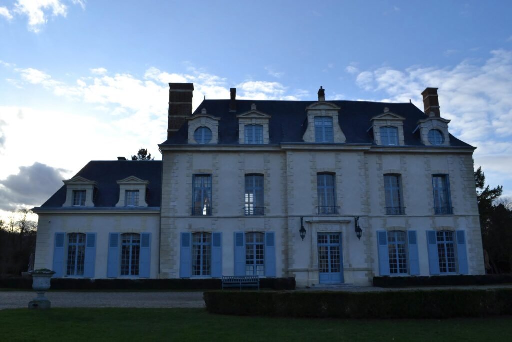 Château d&rsquo;Andé — Cage d&rsquo;escalier en faux marbre